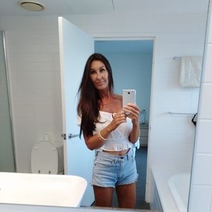 Meet your Posher, Julie